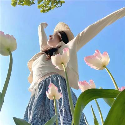 闪婚后，大叔每天狂宠我